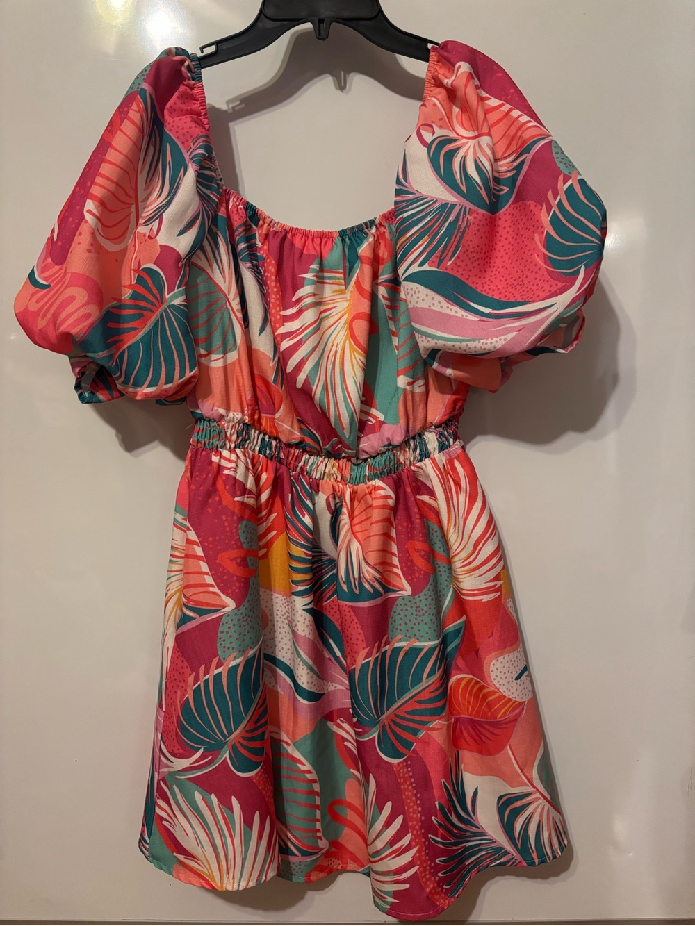 Fantastic Fawn Tropical Leaf Puff-Sleeve Midi Dress in Pink & Teal